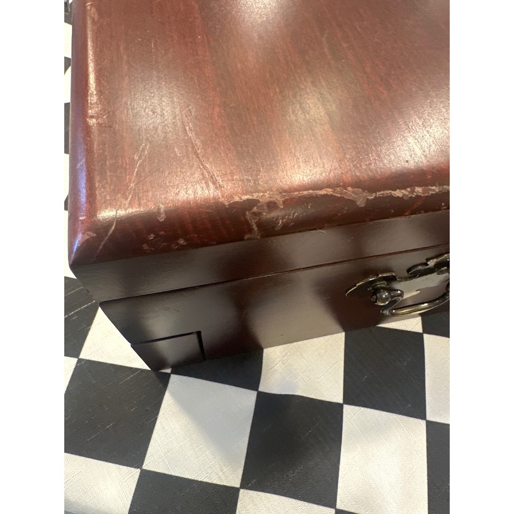 Reed & Barton Wood Silverware Chest Mahogany Finish Tarnish Proof Lining flaw - Picture 8 of 9
